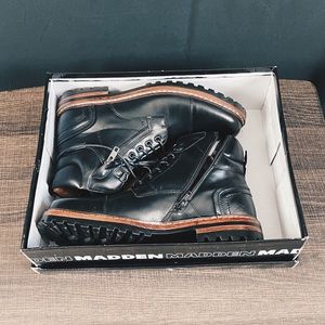 STEVE MADDEN COMBAT BOOTS MEN